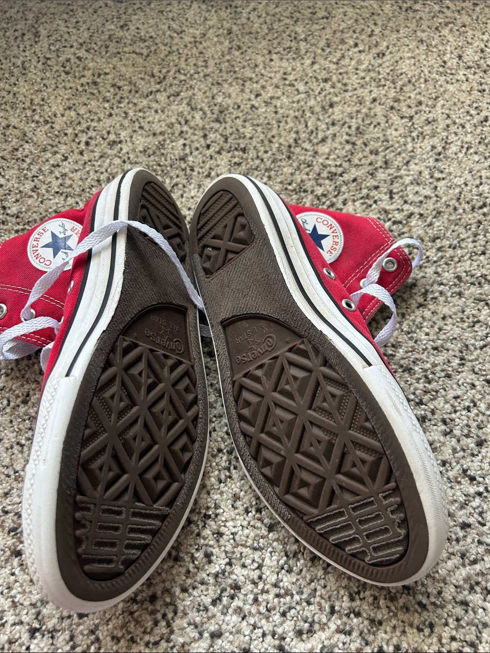 Canvas High-Top Kids Sneakers in Red - Lace-Up Casual Shoes. Big kids size 3. - Picture 3 of 4